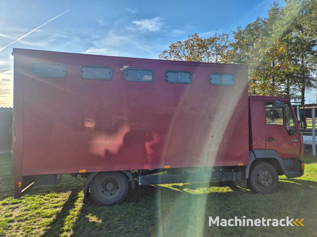 MAN L 75F Horse trailer 1994