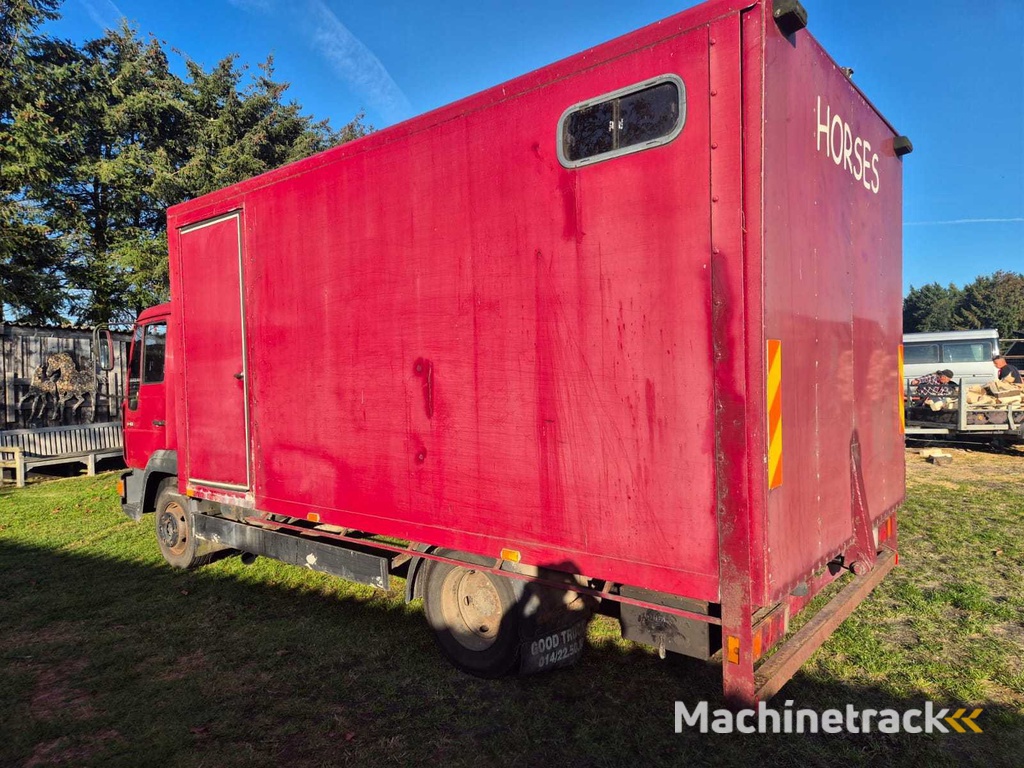 MAN L 75F Horse trailer 1994