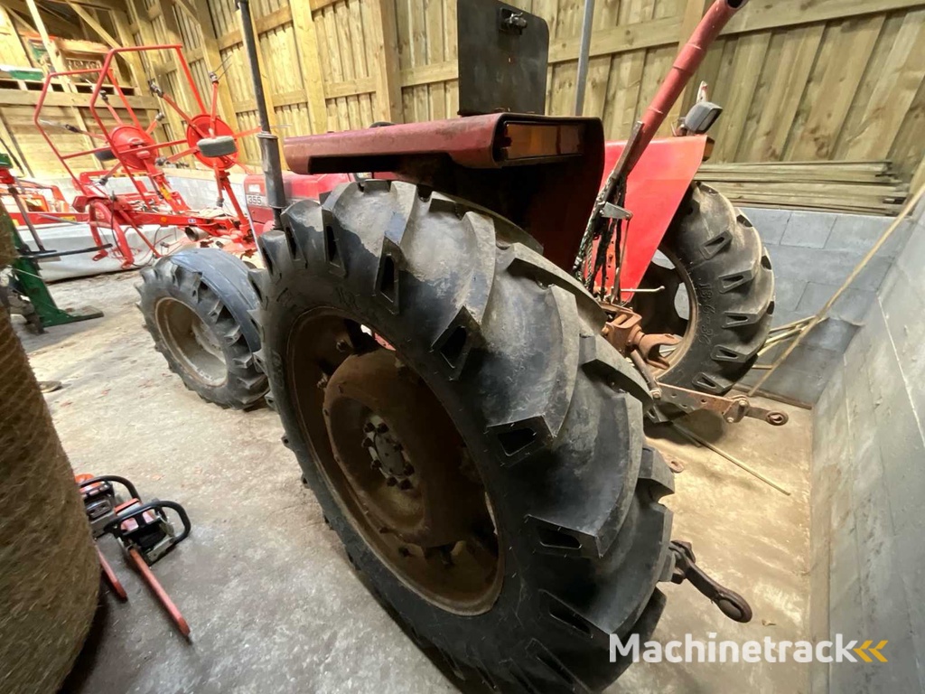 1986 Massey-Ferguson 355 4WD landbouwtractor