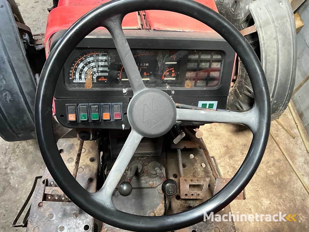 1986 Massey-Ferguson 355 4WD landbouwtractor