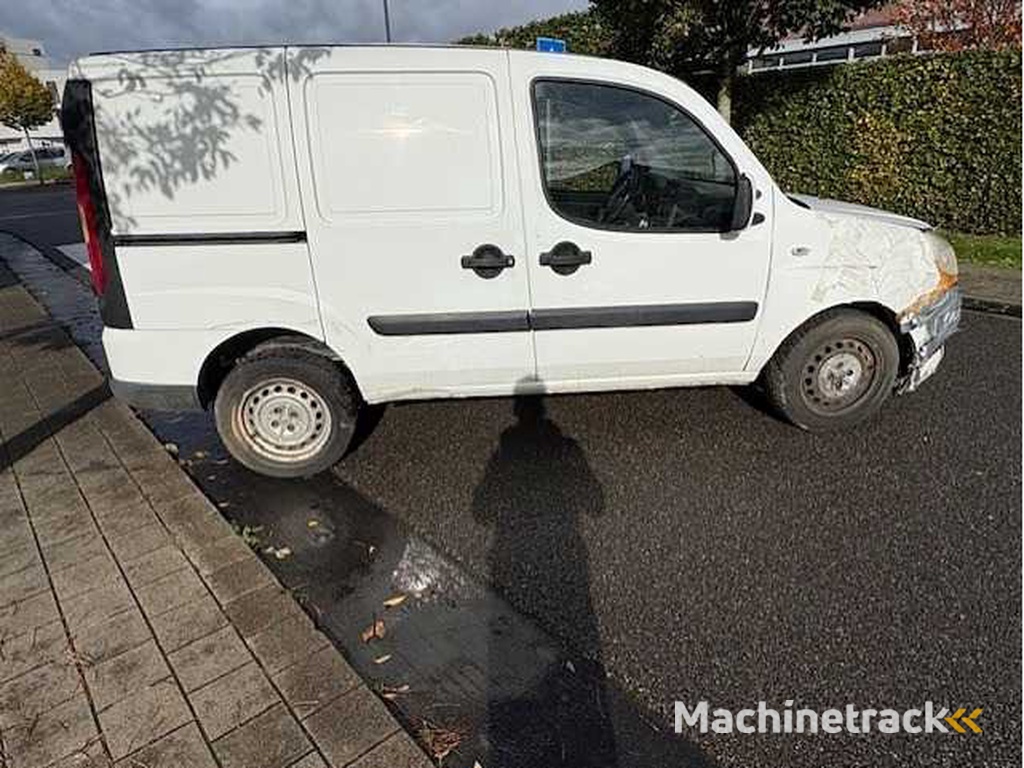 Fiat - Doblò - 1.3 MJ SX - Car - 2009