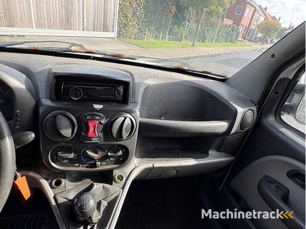 Fiat - Doblò - 1.3 MJ SX - Car - 2009