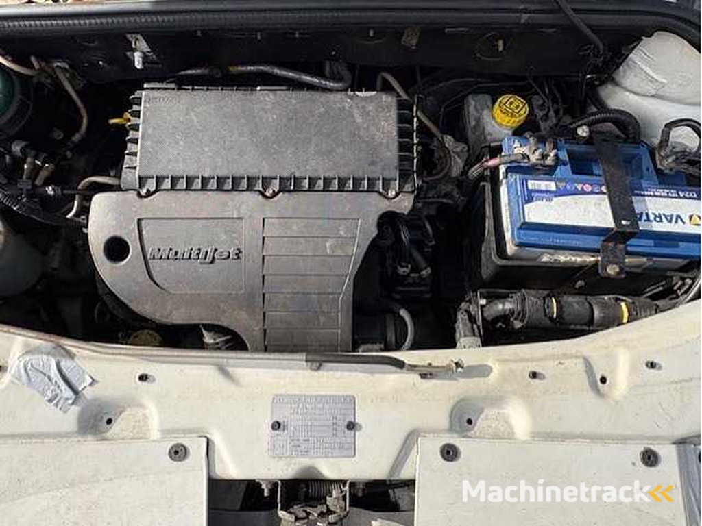 Fiat - Doblò - 1.3 MJ SX - Car - 2009