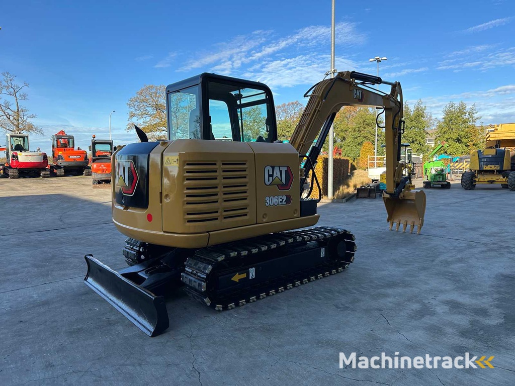 Caterpillar - 2016 - 306 - Midigraafmachine