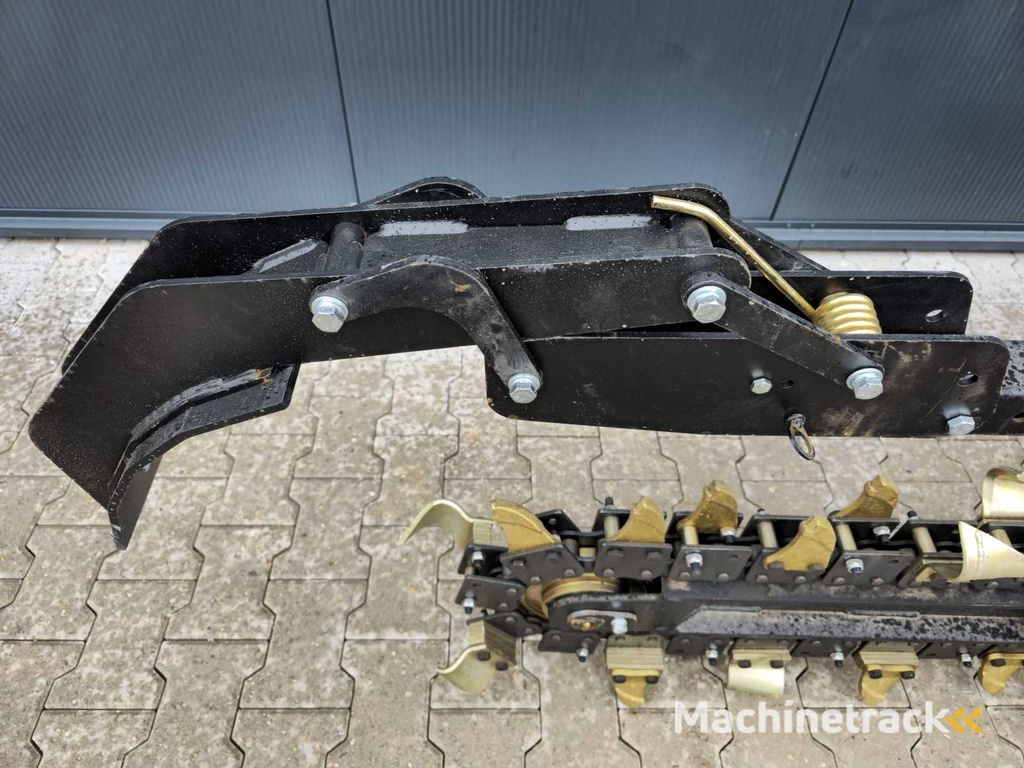 2024 Rhino-cross sleuvenfrees ten behoeve van schranklader