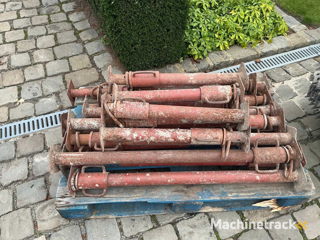 Schoren cadet (klein) + (heel klein) Diverse bouwmaterialen (90x)