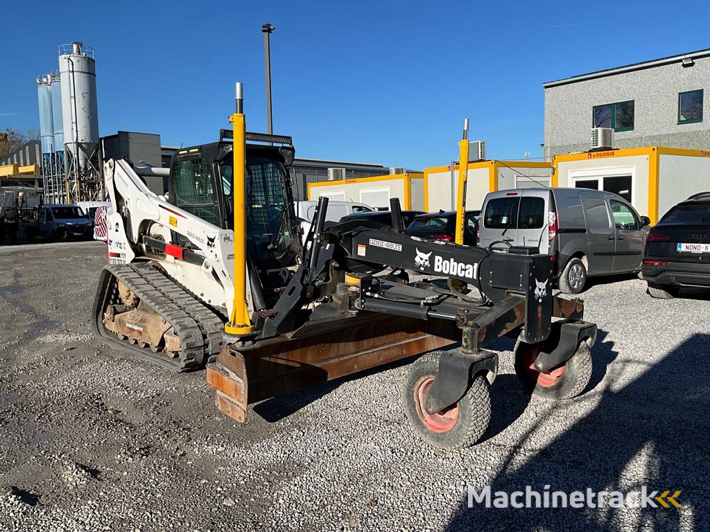 2020 Bobcat T 870 + Trimble Guided + Grader 108