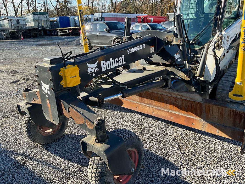 2020 Bobcat T 870 + Trimble Guided + Grader 108