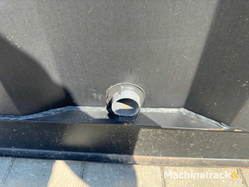 2025 Rhino-Cross-Containers 1 Deur en 3 Ramen Zwart 40ft HQ/12 M - Containerwoning / Container Office Unit