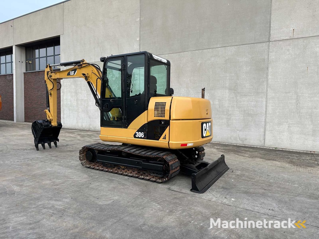 Caterpillar - 2011 - 306 - Midigraafmachine