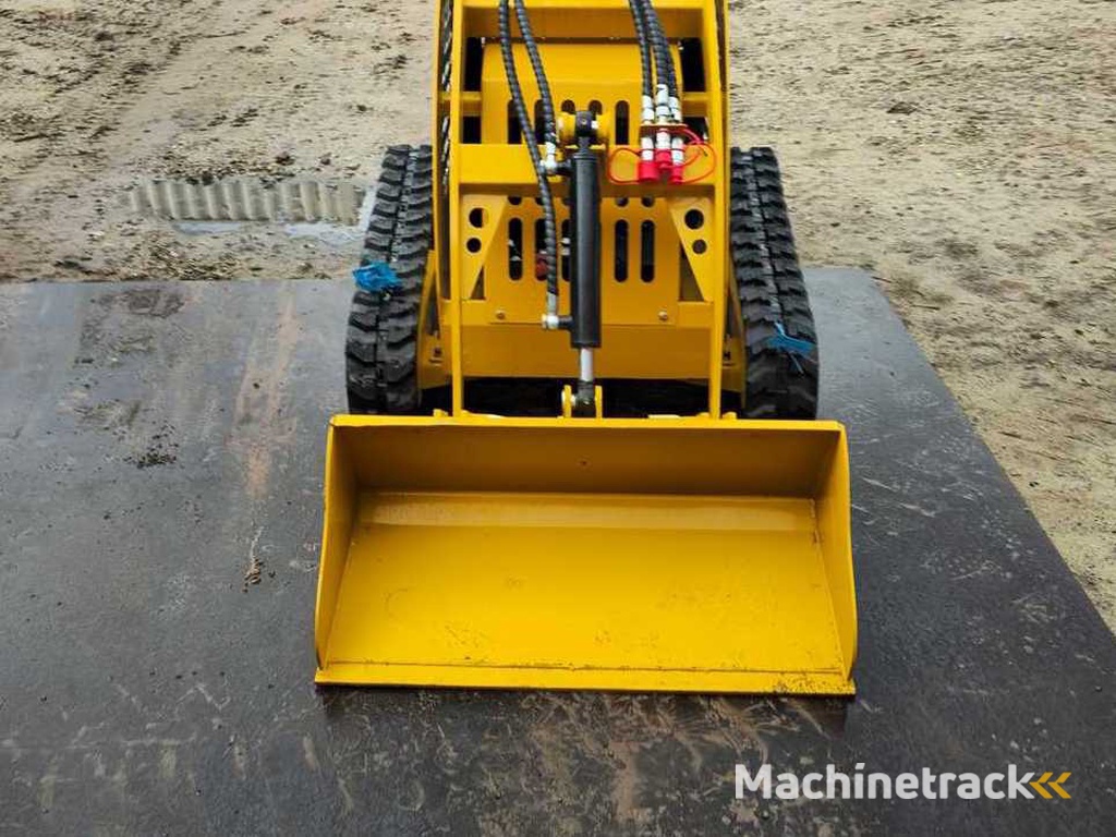 2025 - SDLANCH - SDLL30 - Shovel