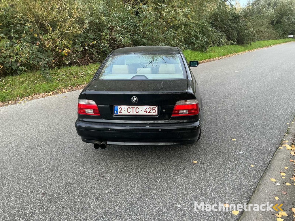 BMW 520 aus dem Baujahr 2001