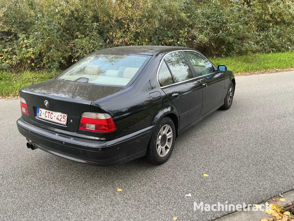 BMW 520 aus dem Baujahr 2001