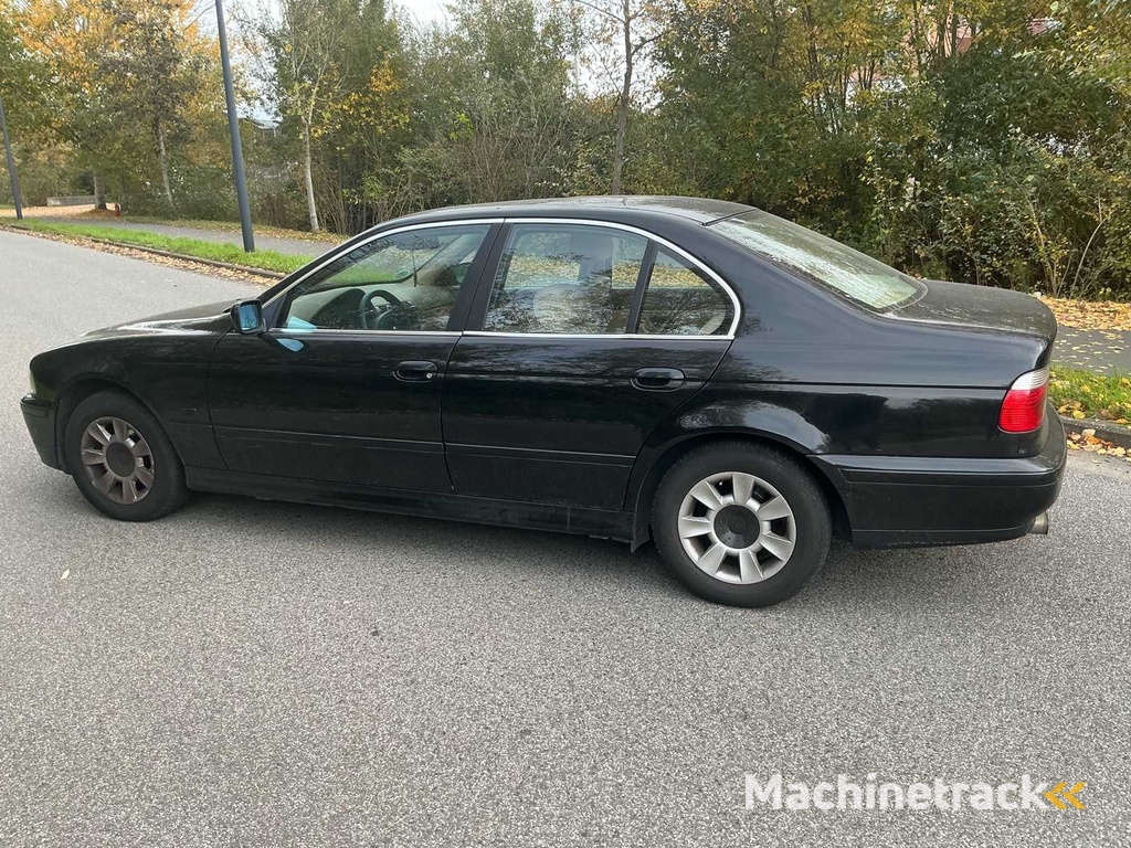 BMW 520 aus dem Baujahr 2001