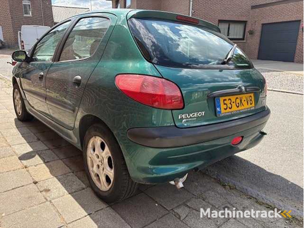 Peugeot - 206 - 1.4 Gentry - Car - 2001