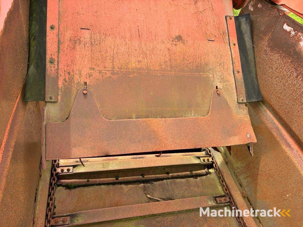 2004 Kuhn Altor 4560 Stroblazer