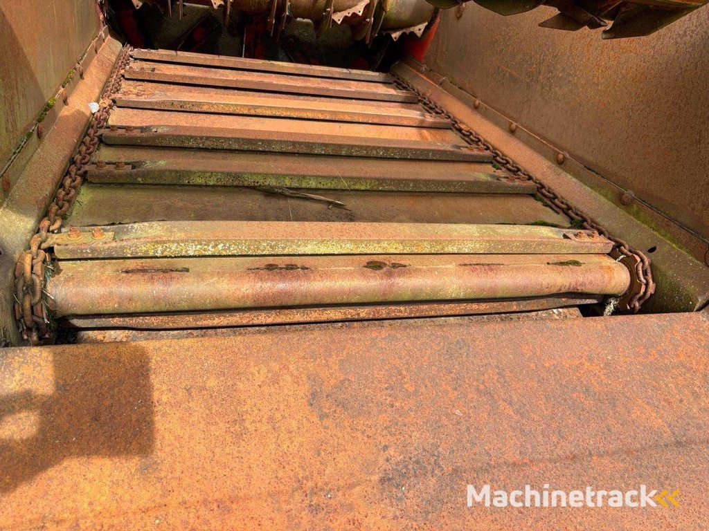 2004 Kuhn Altor 4560 Stroblazer