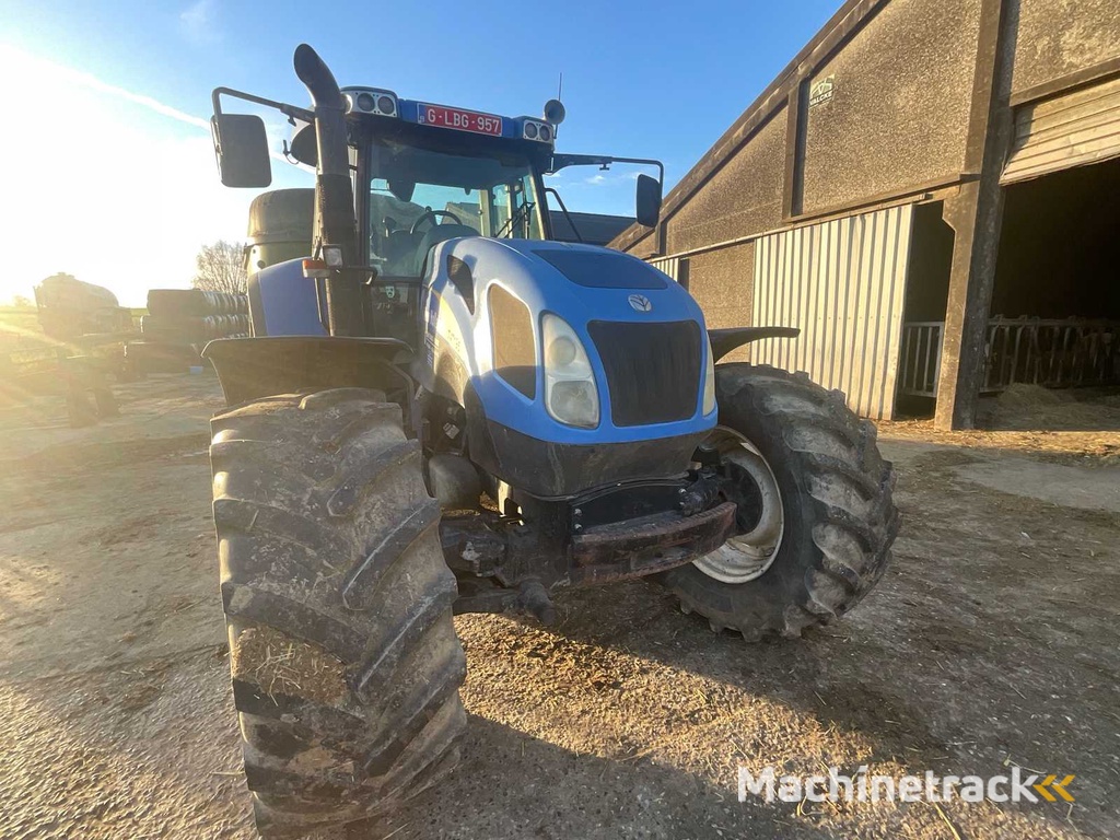 2014 New Holland TVT195 4WD Landwirtschaftlicher Traktor 4WD
