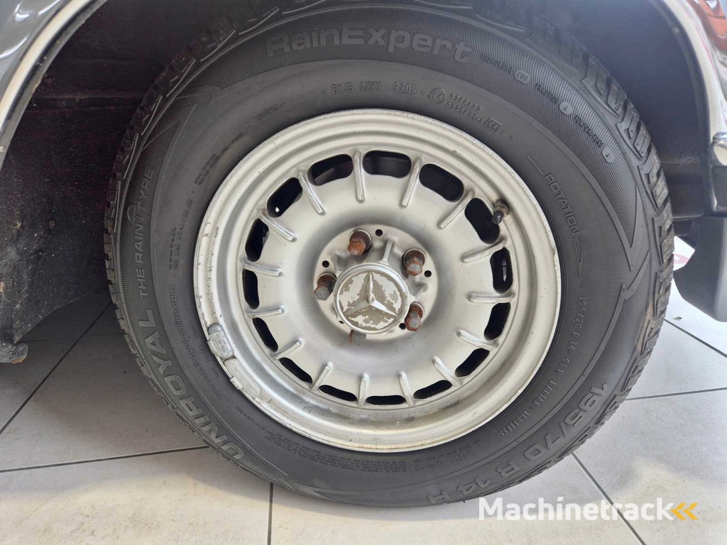 1981 Mercedes Benz SLC 280 Oldtimer - 122.000KM