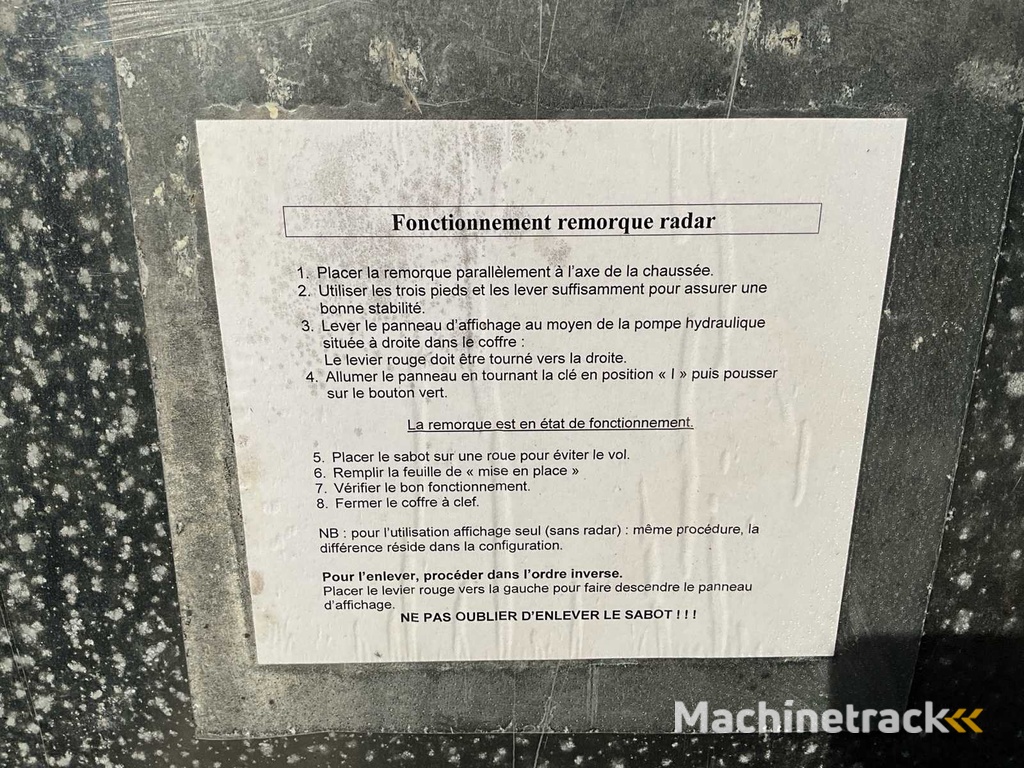 BW trailers Signal Trailer