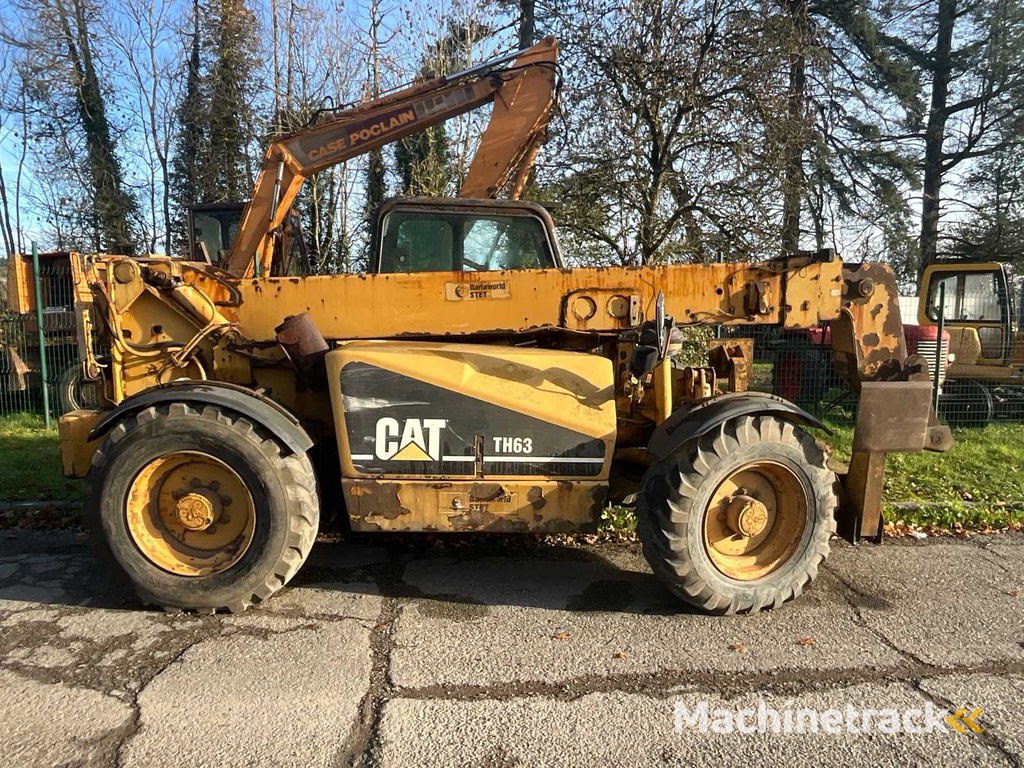 2000 Caterpillar TH63 verreiker