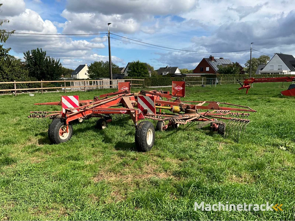 Kuhn GA 7301 Trailed Circle Rake
