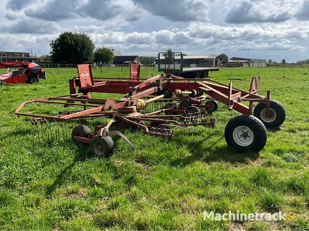 Kuhn GA 7301 Trailed Circle Rake