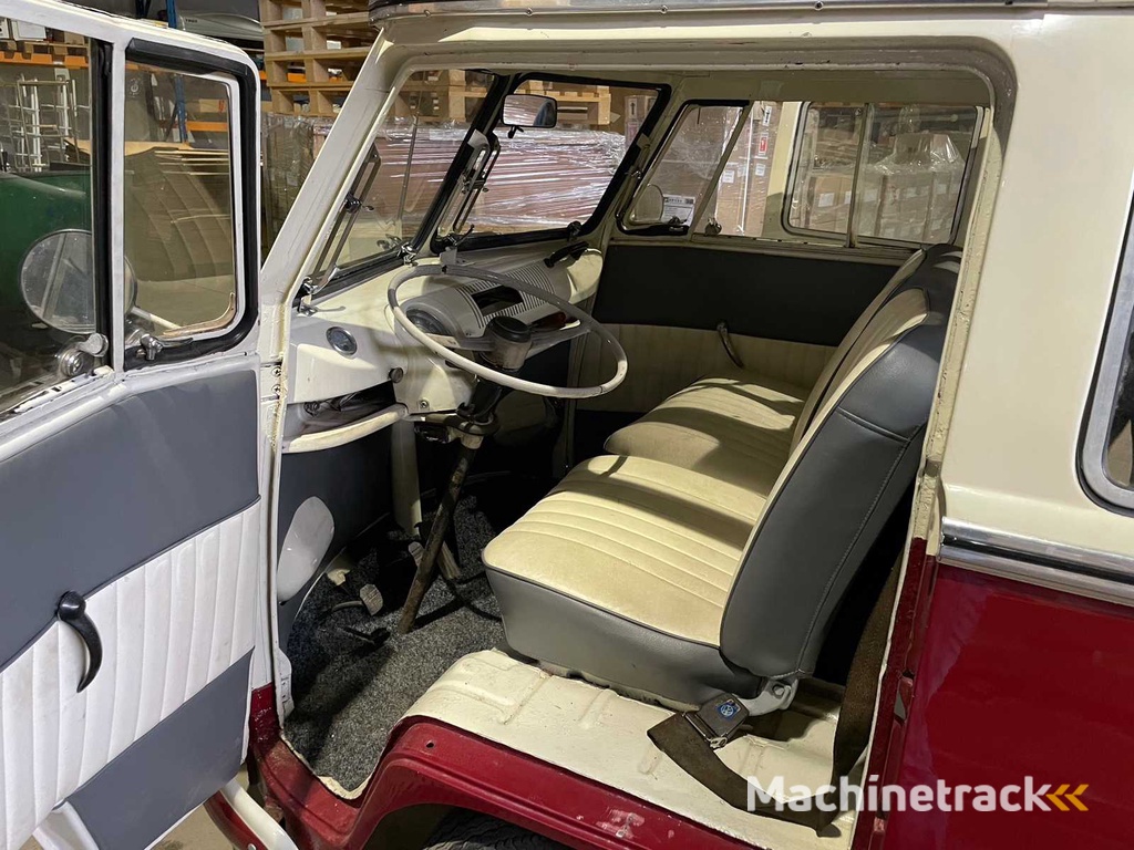 1973 Volkswagen T1 Samba Classic Car