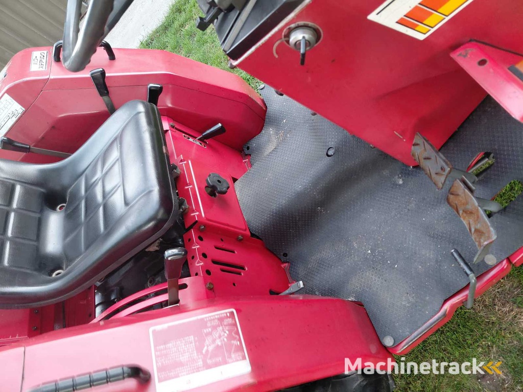 Shibaura P21F All-Wheel Drive Mini Tractor