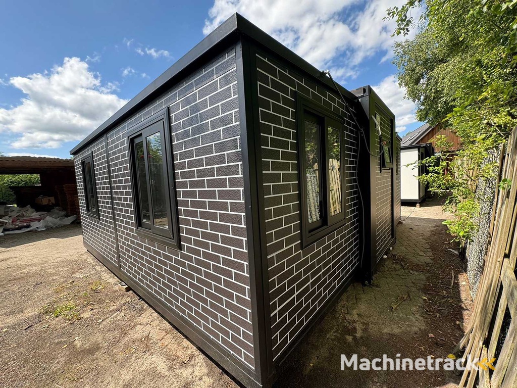 2025 Rhino Houses 36,5 m2 met Glazen wand, 2 slaapkamers, badkamer en keuken Mobiele woonunit / Tiny house
