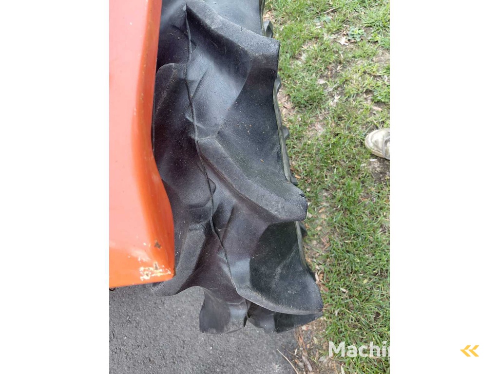 Hinomoto C14 All-wheel drive Mini tractor with tiller.