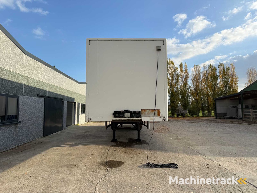 Pacton Closed trailer THD.230 Trailer