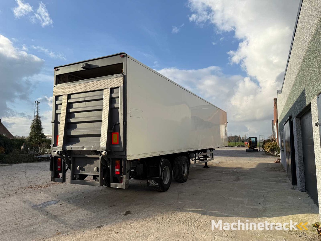 Pacton Closed trailer THD.230 Trailer