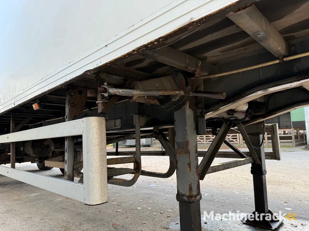 Pacton Closed trailer THD.230 Trailer