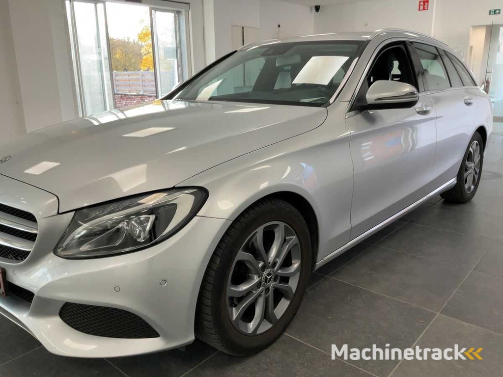 2017 Mercedes-Benz C-Klasse C 180 d T BlueTEC Avantgarde Pkw