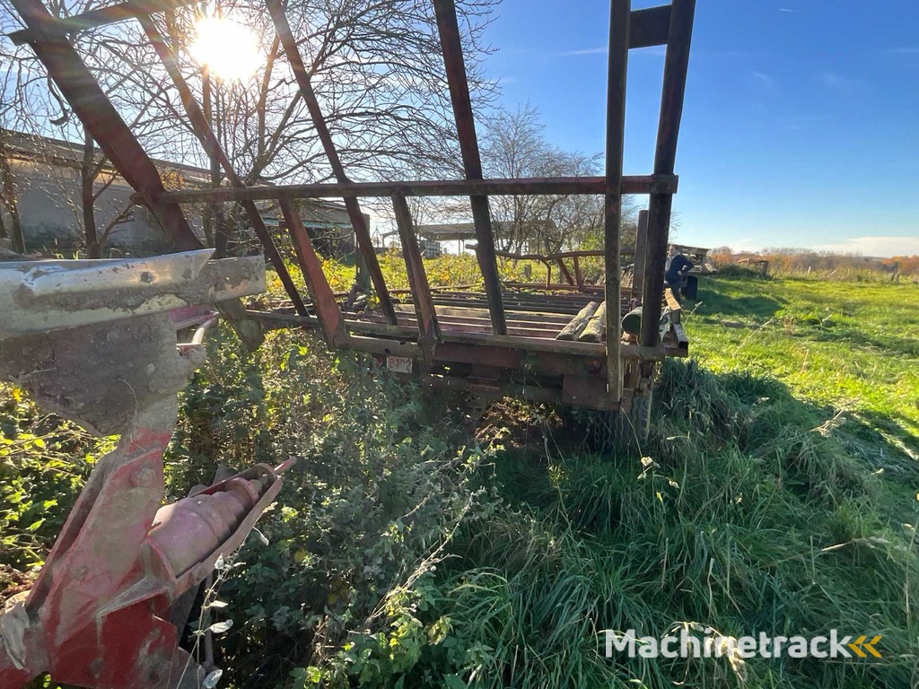 De Boulch Bale Trailer