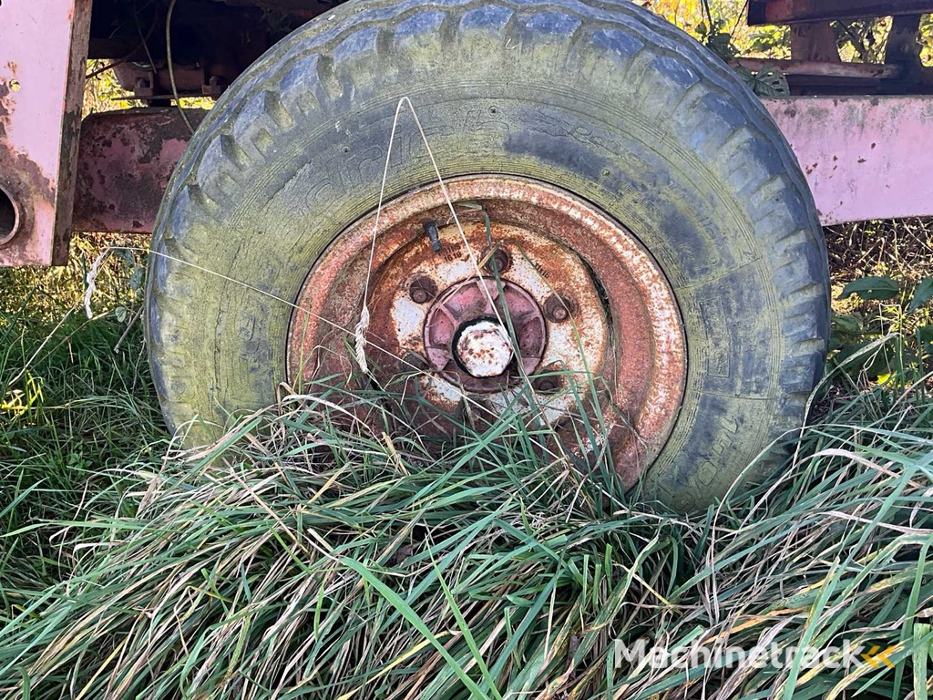 De Boulch Bale Trailer