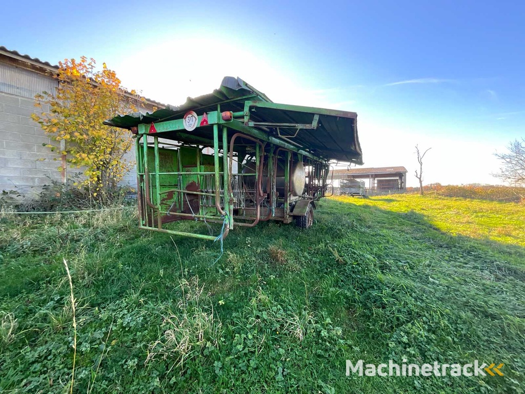 Milking machine Milking system