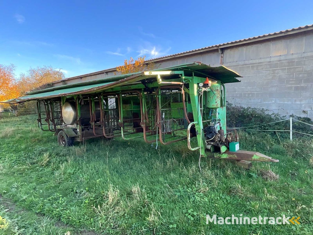 Milking machine Milking system