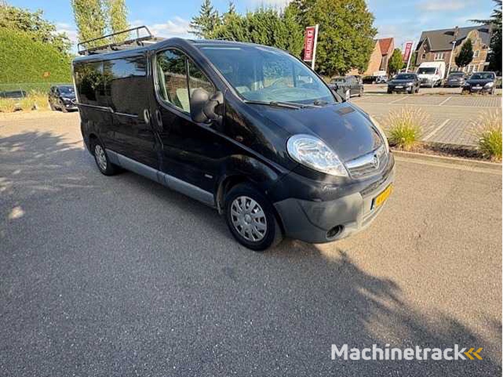 Opel - Vivaro - 2.0 CDTI L2H1 - Car - 2011