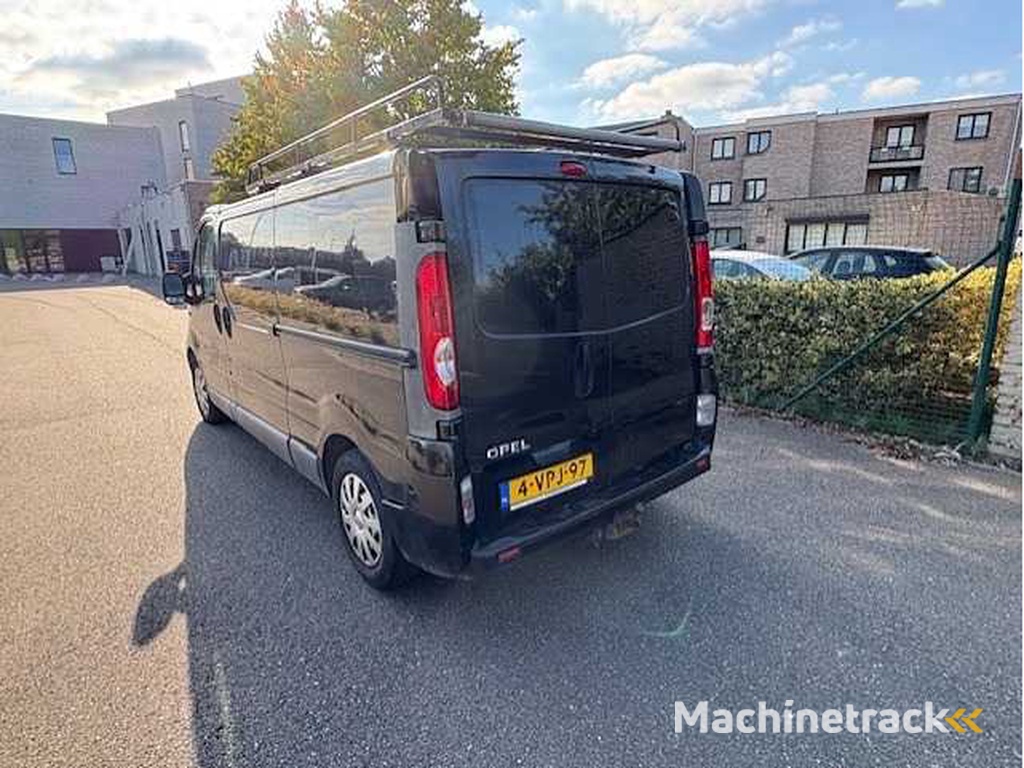 Opel - Vivaro - 2.0 CDTI L2H1 - Car - 2011