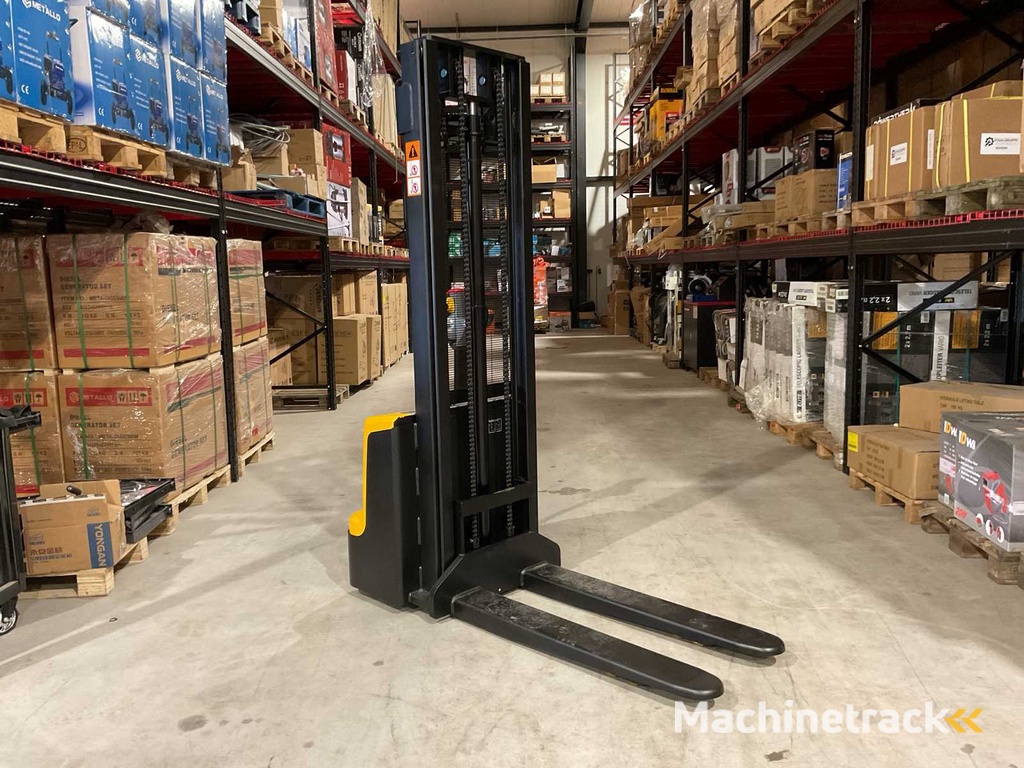 2025 WS15H-3500 Electric Stacker
