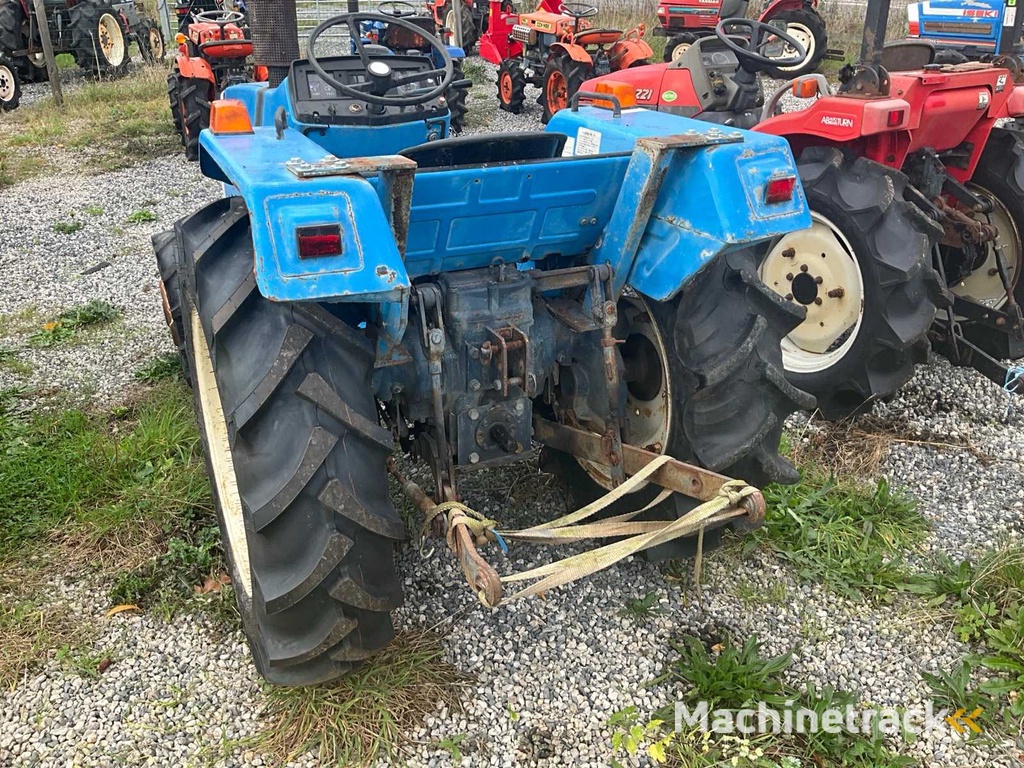 Mitsubishi MT2201 Mini Tractor