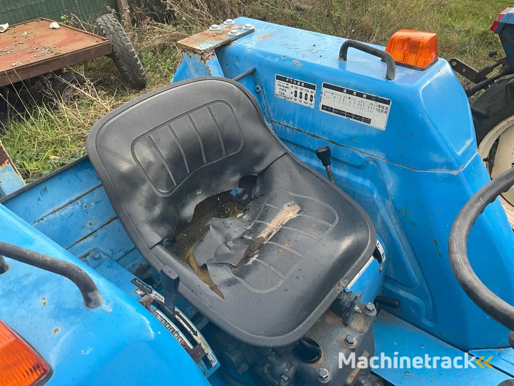 Mitsubishi MT2201 Mini Tractor