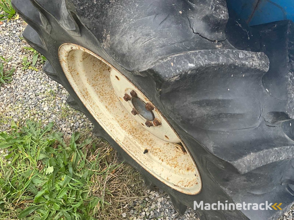 Mitsubishi MT2201 Mini Tractor