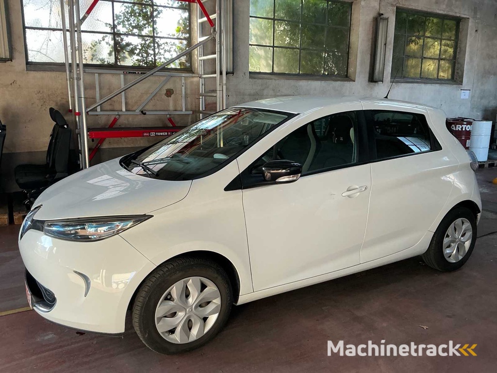 2016 Renault ZOE Passenger Car