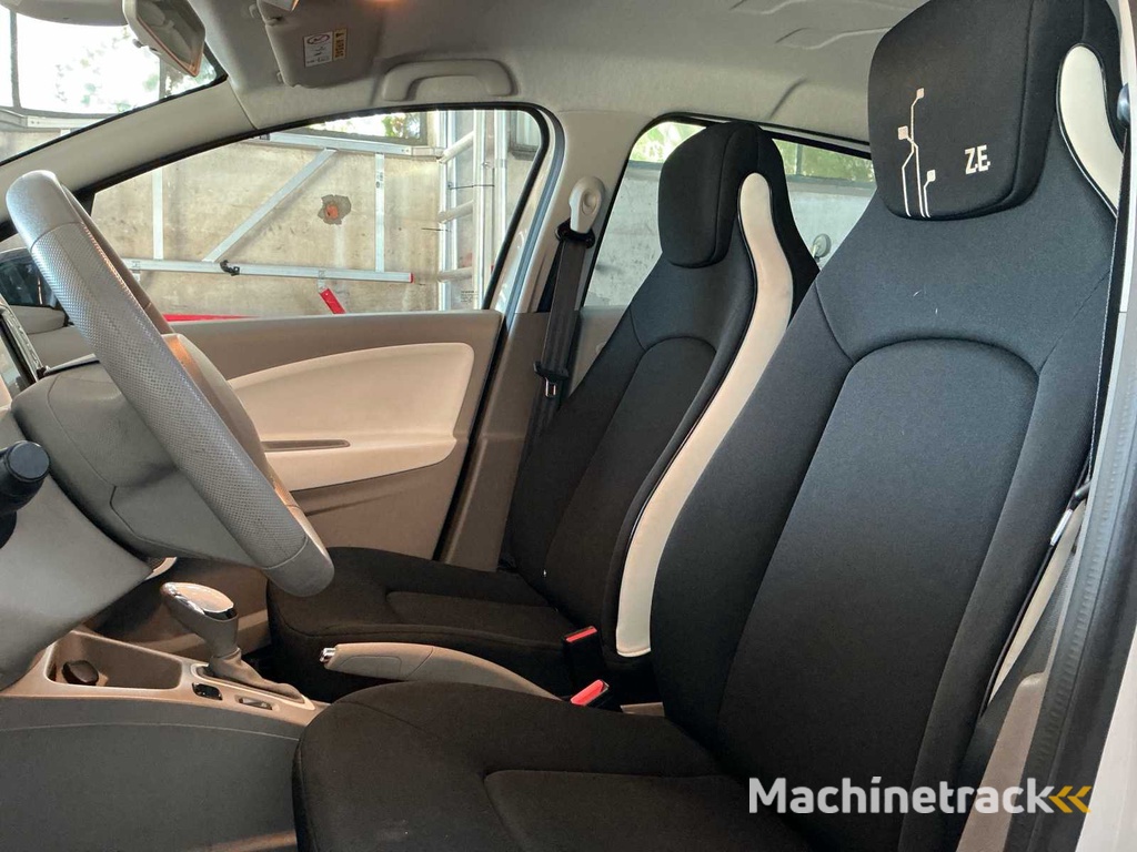 2016 Renault ZOE Passenger Car