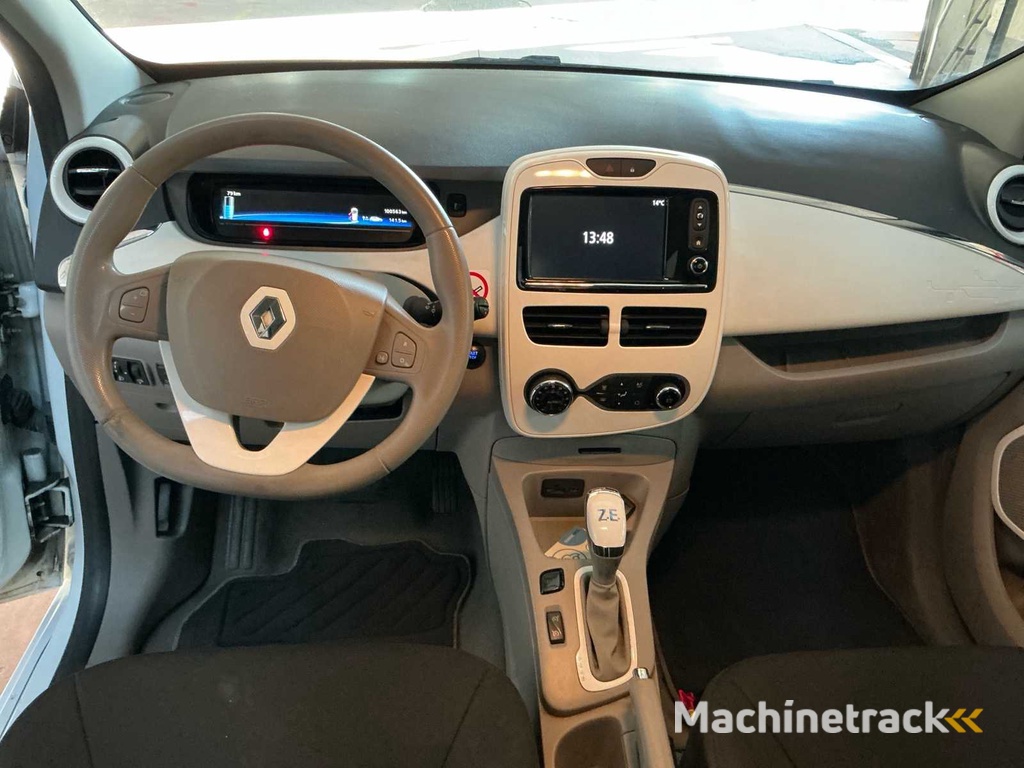 2016 Renault ZOE Passenger Car