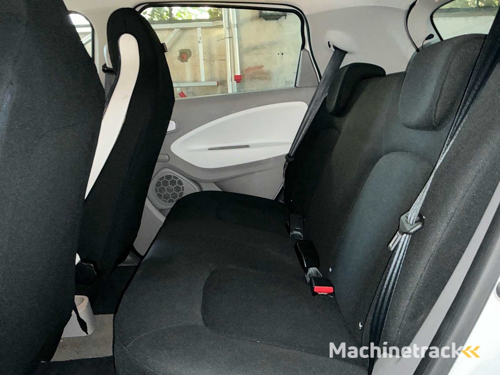 2016 Renault ZOE Passenger Car