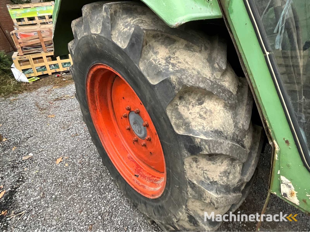 1975 Fendt Farmer 106S Turbomatik with front loader
